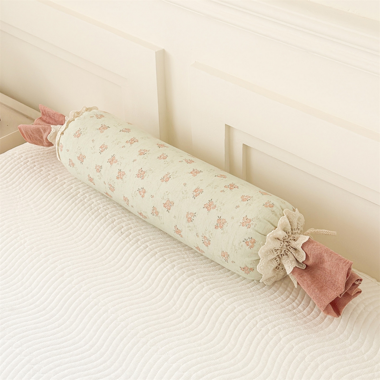 91家纺网 家纺一手货源 找家纺 （总）麦肯锡 2025新款糖果儿童安抚抱枕  枕头枕芯