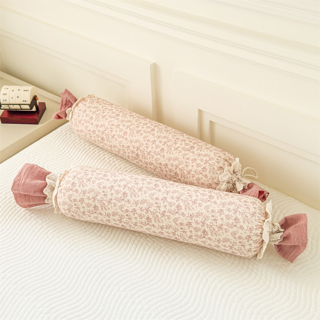 91家纺网 家纺一手货源 找家纺 （总）麦肯锡 2025新款糖果儿童安抚抱枕  枕头枕芯