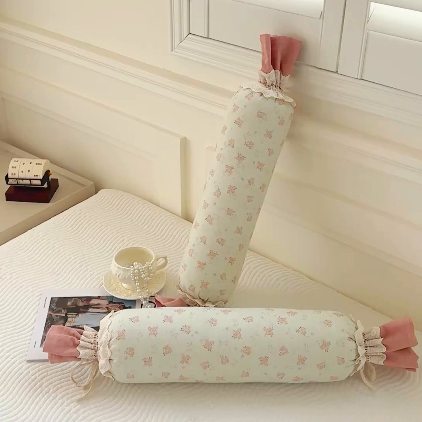 91家纺网 家纺一手货源 找家纺 麦肯锡 2025新款糖果儿童安抚抱枕  枕头枕芯 花碎暖阳/只