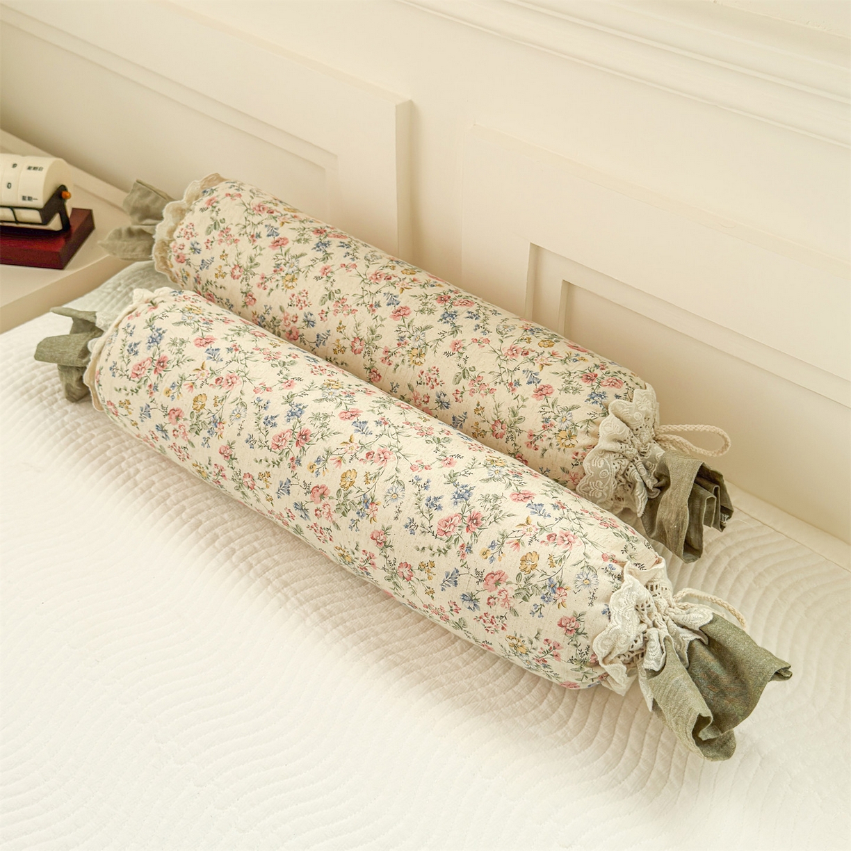 91家纺网 家纺一手货源 找家纺 麦肯锡 2025新款糖果儿童安抚抱枕  枕头枕芯 花影碎梦/只