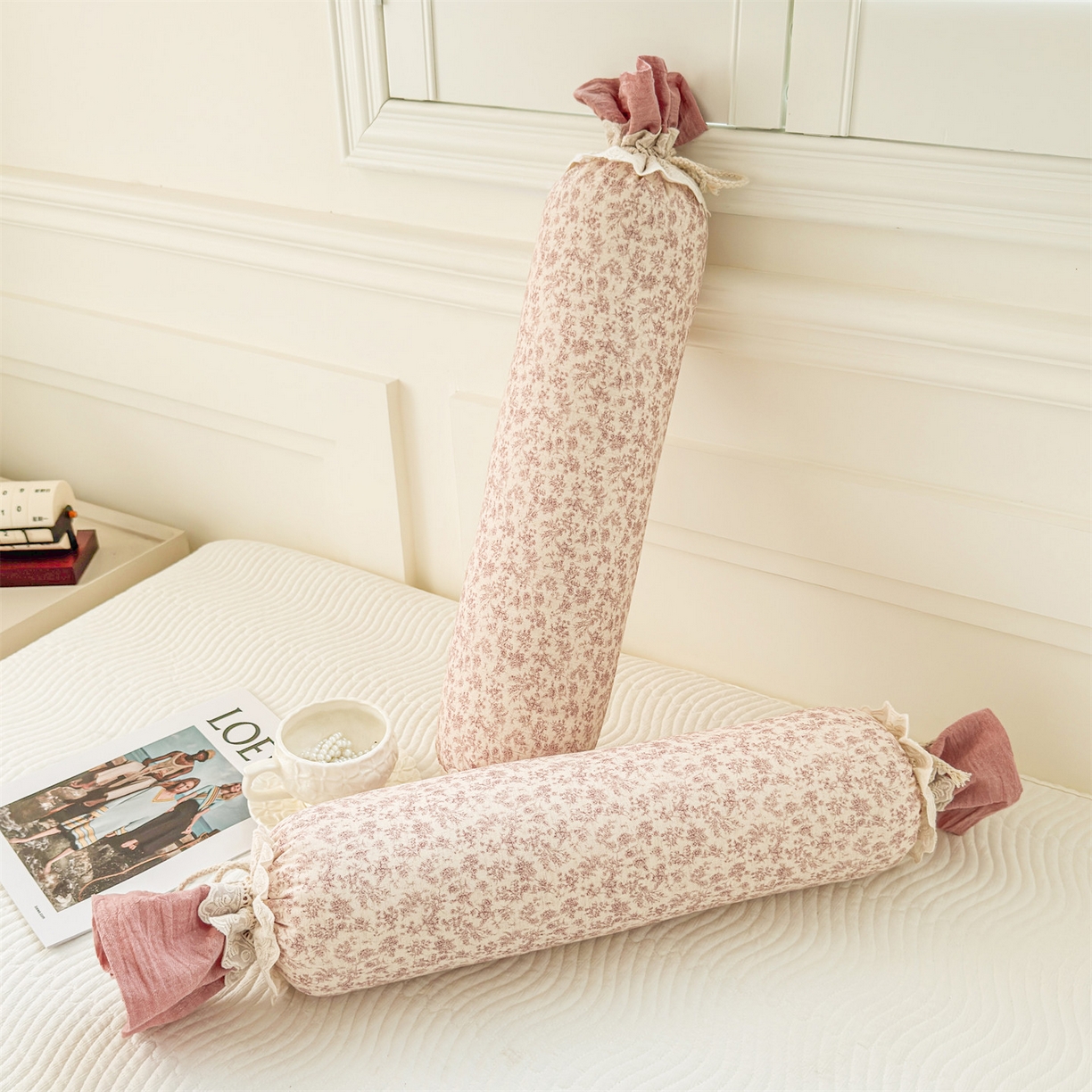 91家纺网 家纺一手货源 找家纺 麦肯锡 2025新款糖果儿童安抚抱枕  枕头枕芯 碎碎花影/只