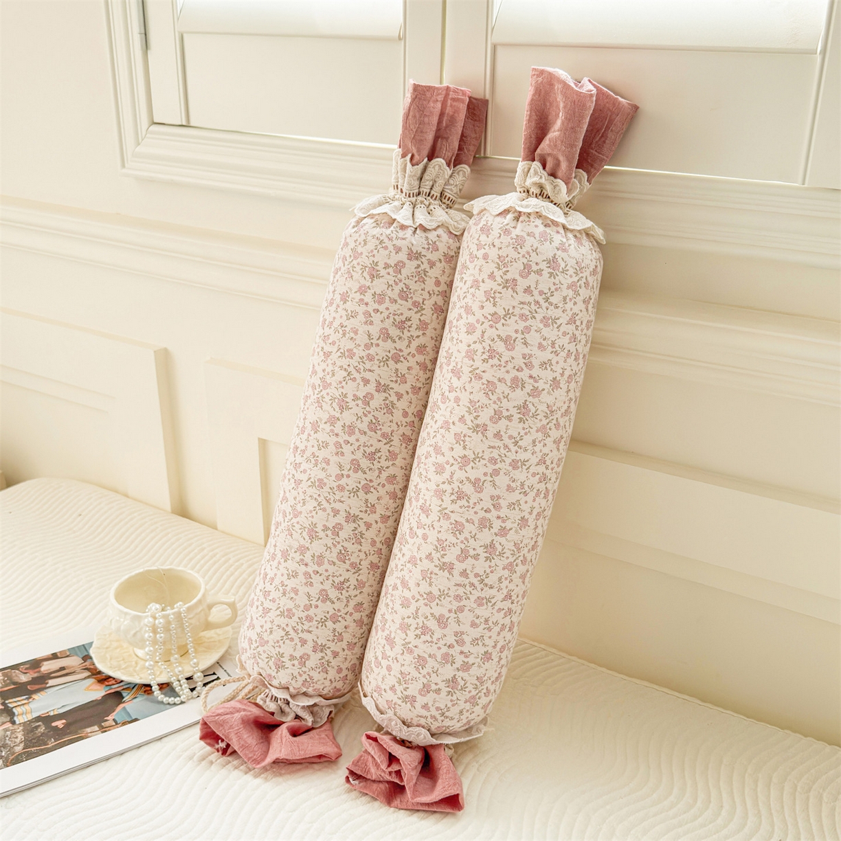 91家纺网 家纺一手货源 找家纺 麦肯锡 2025新款糖果儿童安抚抱枕  枕头枕芯 碎碎花影/只