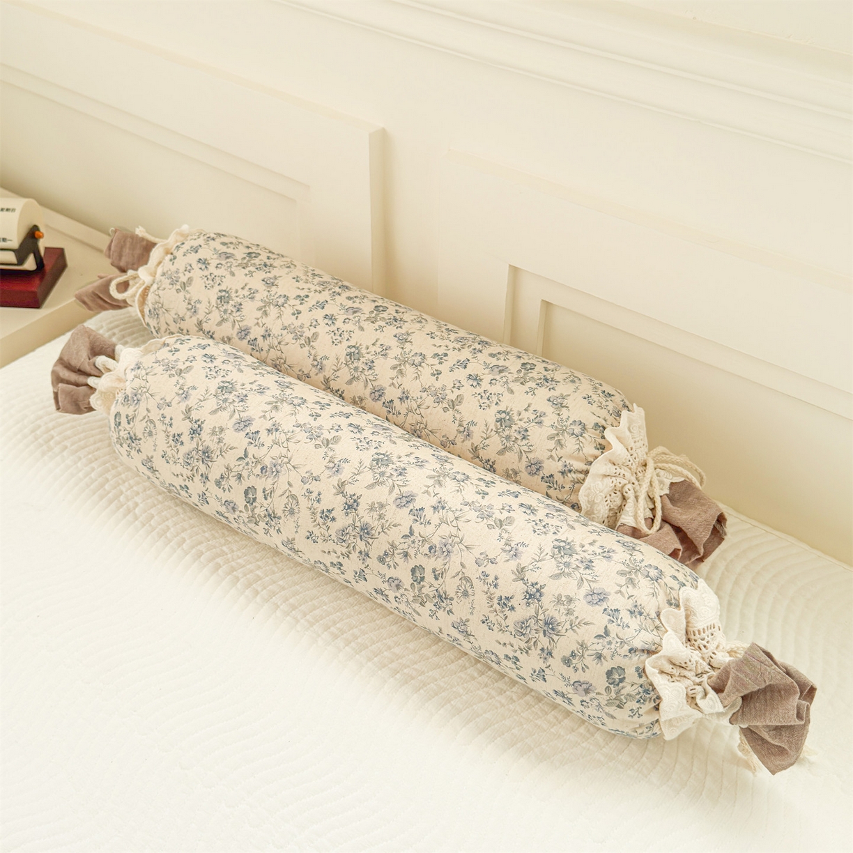 91家纺网 家纺一手货源 找家纺 麦肯锡 2025新款糖果儿童安抚抱枕  枕头枕芯 田埂花影/只