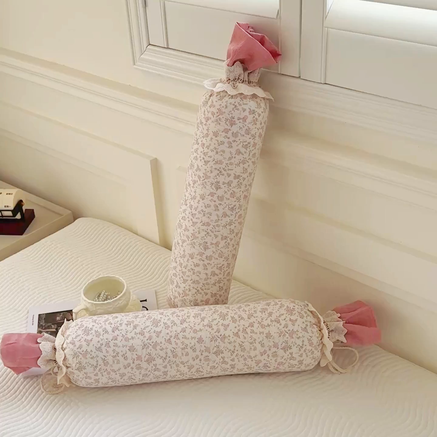 91家纺网 家纺一手货源 找家纺 麦肯锡 2025新款糖果儿童安抚抱枕  枕头枕芯 小花碎语/只