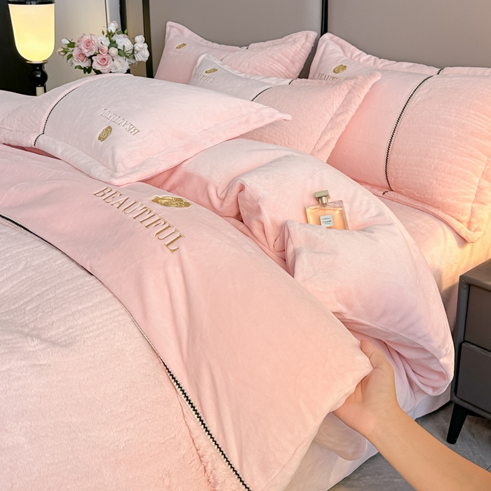 91家纺网 家纺一手货源 找家纺 （总）金窝窝家纺 2025新款轻奢双拼全消光牛奶绒四件套-安娜