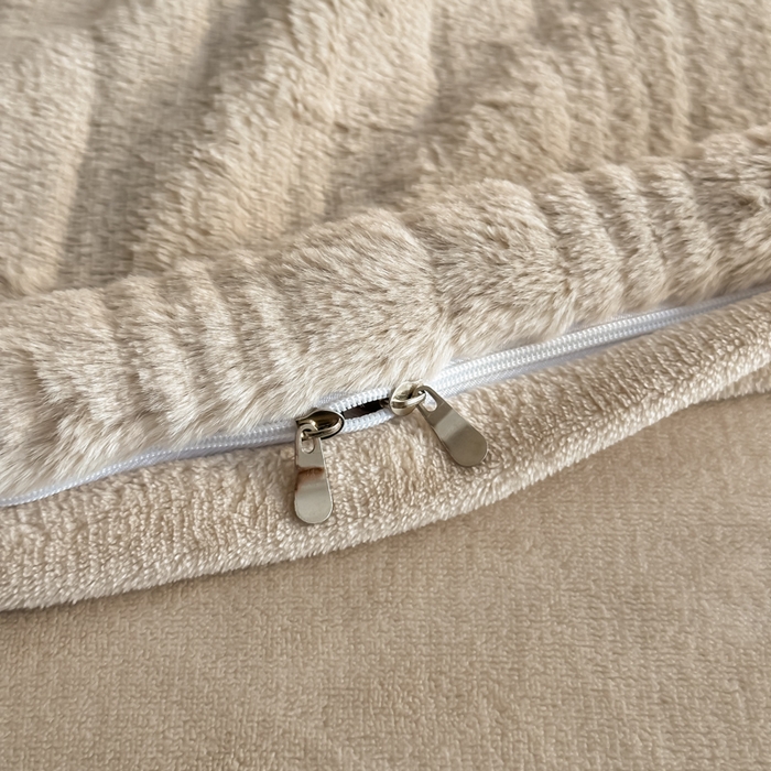 91家纺网 家纺一手货源 找家纺 金窝窝家纺 2025新款轻奢双拼全消光牛奶绒四件套-安娜 安娜-咖色