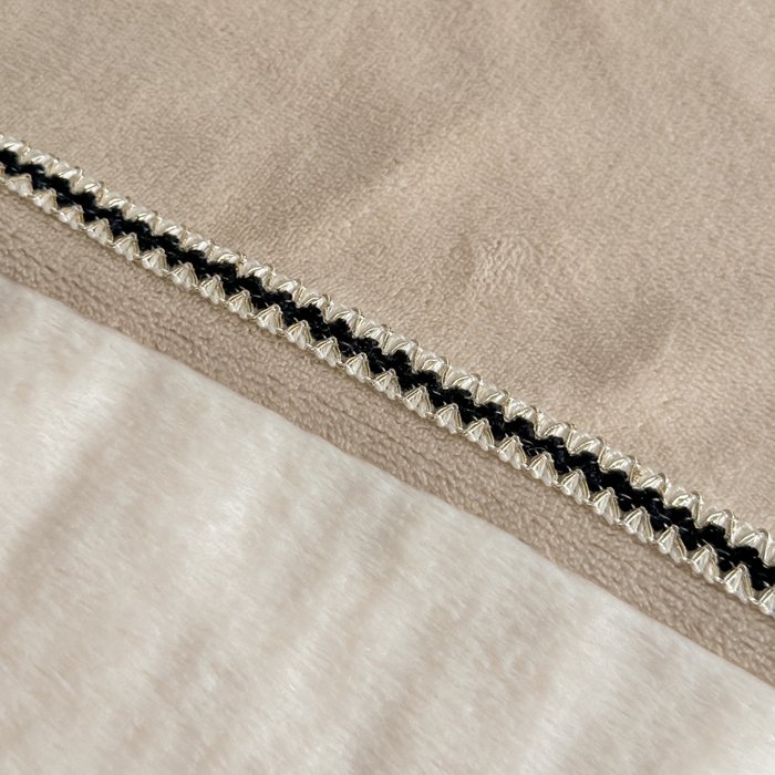 91家纺网 家纺一手货源 找家纺 金窝窝家纺 2025新款轻奢双拼全消光牛奶绒四件套-安娜 安娜-奶油咖