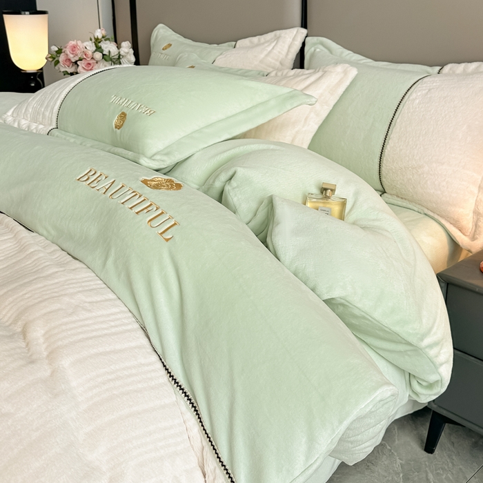 91家纺网 家纺一手货源 找家纺 金窝窝家纺 2025新款轻奢双拼全消光牛奶绒四件套-安娜 安娜-浅草绿