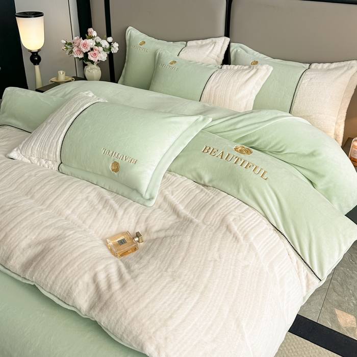 91家纺网 家纺一手货源 找家纺 金窝窝家纺 2025新款轻奢双拼全消光牛奶绒四件套-安娜 安娜-浅草绿