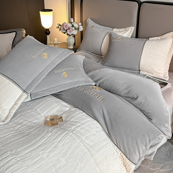 91家纺网 家纺一手货源 找家纺 金窝窝家纺 2025新款轻奢双拼全消光牛奶绒四件套-安娜 安娜-绅士灰
