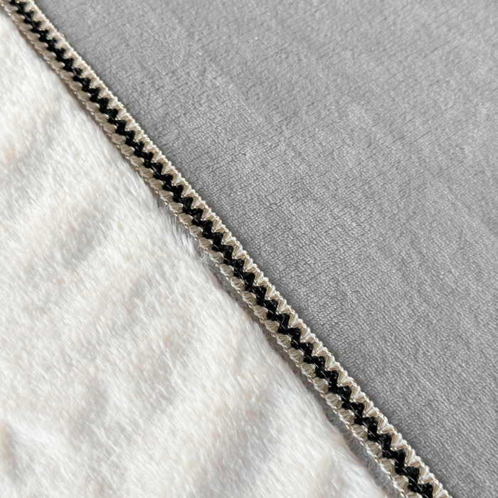 91家纺网 家纺一手货源 找家纺 金窝窝家纺 2025新款轻奢双拼全消光牛奶绒四件套-安娜 安娜-绅士灰