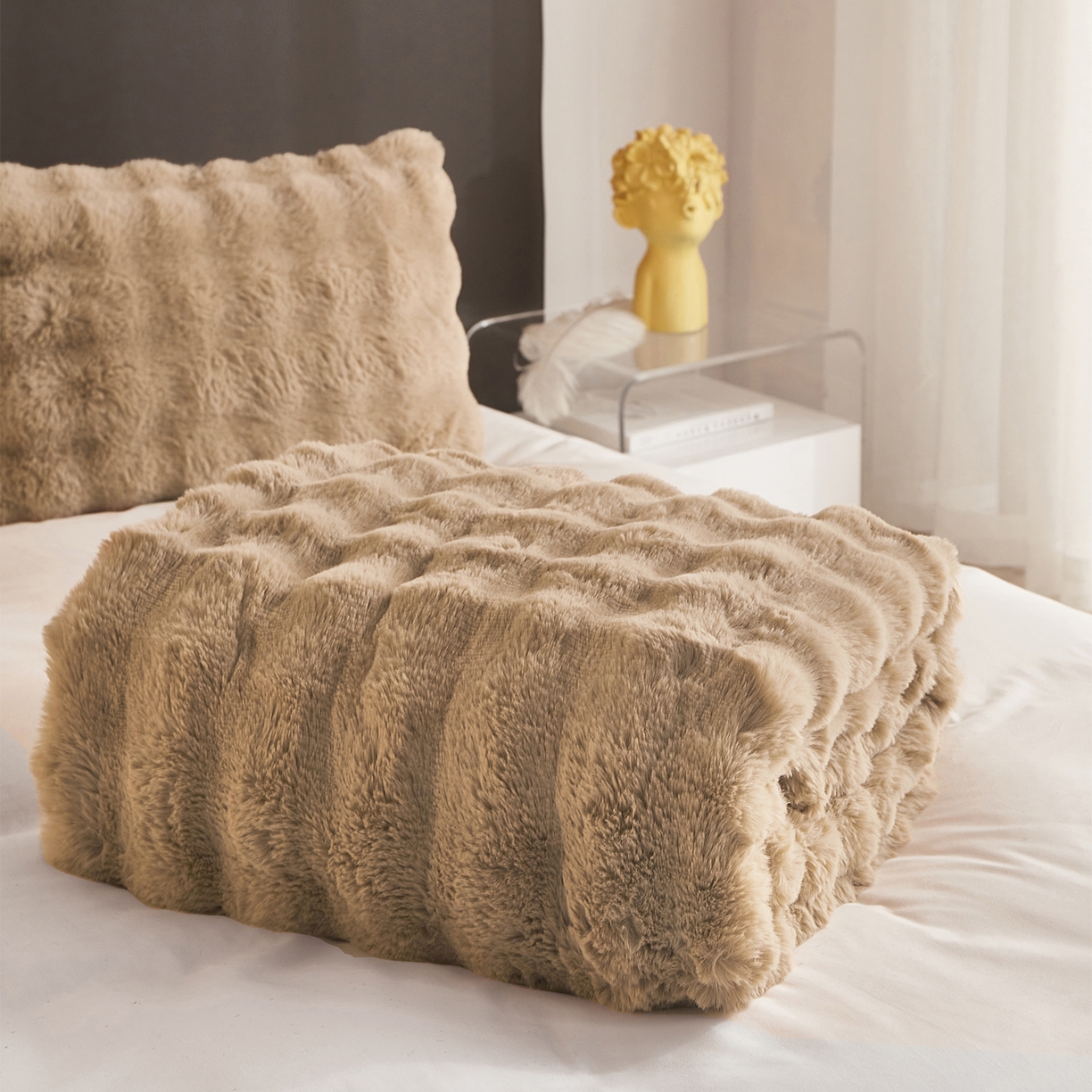 坦客毯业 2025新款轻奢纯色托斯卡纳兔毛绒大泡泡绒毛毯双面都是兔毛高密高克重可供跨境外贸出口 托斯-高雅棕色