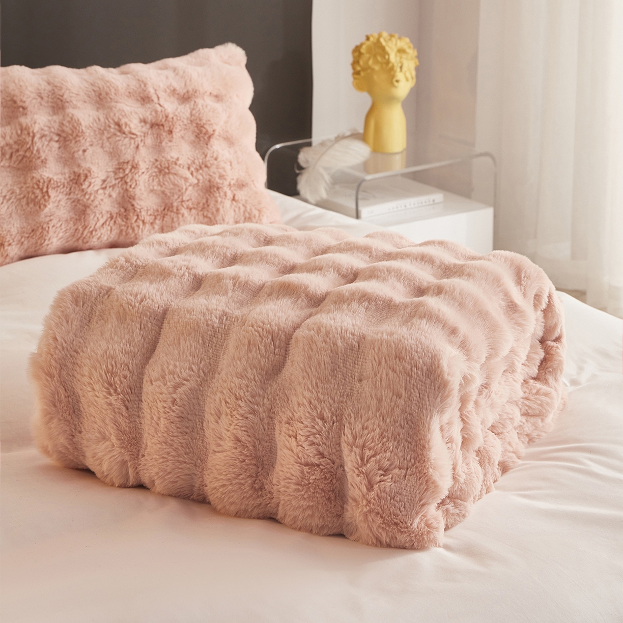 坦客毯业 2025新款轻奢纯色托斯卡纳兔毛绒大泡泡绒毛毯双面都是兔毛高密高克重可供跨境外贸出口 托斯-清新玉粉