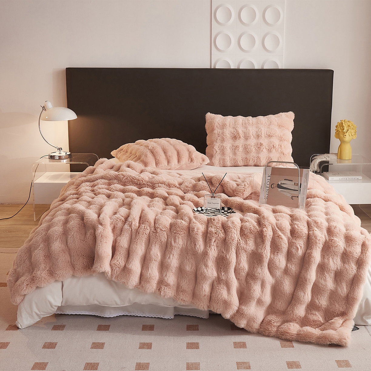 91家纺网 家纺一手货源 找家纺 坦客毯业 2025新款轻奢纯色托斯卡纳兔毛绒大泡泡绒毛毯双面都是兔毛高密高克重可供跨境外贸出口 托斯-清新玉粉