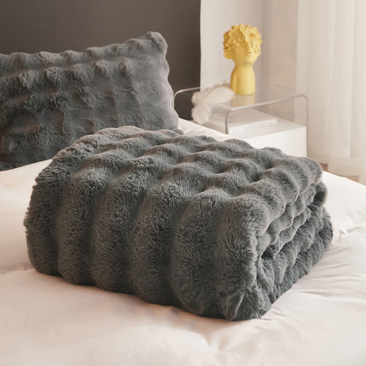 坦客毯业 2025新款轻奢纯色托斯卡纳兔毛绒大泡泡绒毛毯双面都是兔毛高密高克重可供跨境外贸出口 托斯-韵味灰