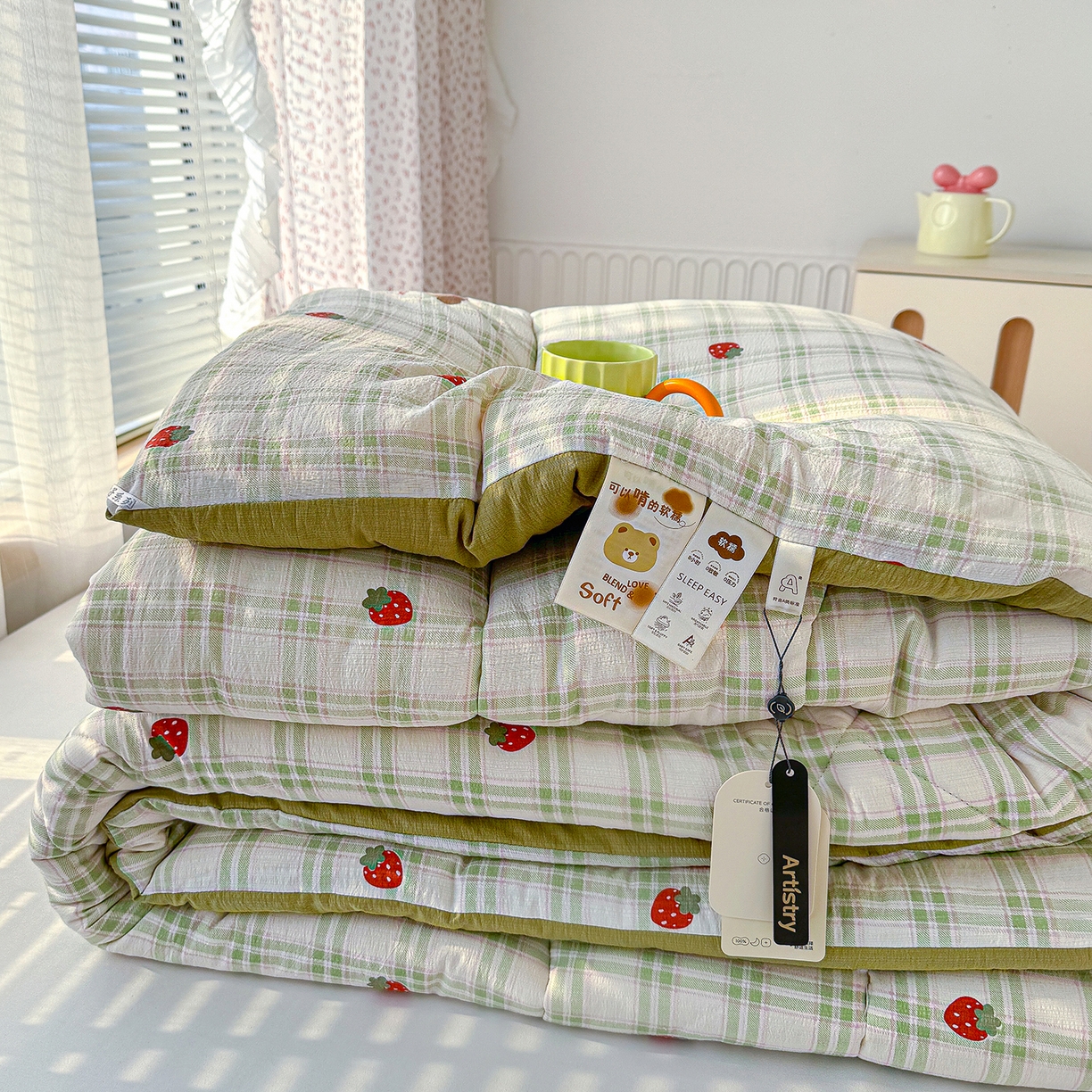 91家纺网 家纺一手货源 找家纺 桔禾家纺 2026新款云感有氧双层纱冬被抗菌被春秋被被子被芯 A类水洗双层皱皱纱冬被-草莓小狗