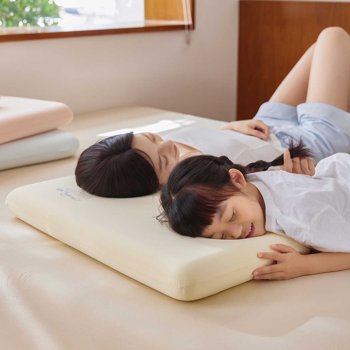 91家纺网 家纺一手货源 找家纺 （总）晚悠家纺 2025新款安心睡觉记忆棉亲子枕枕头枕芯