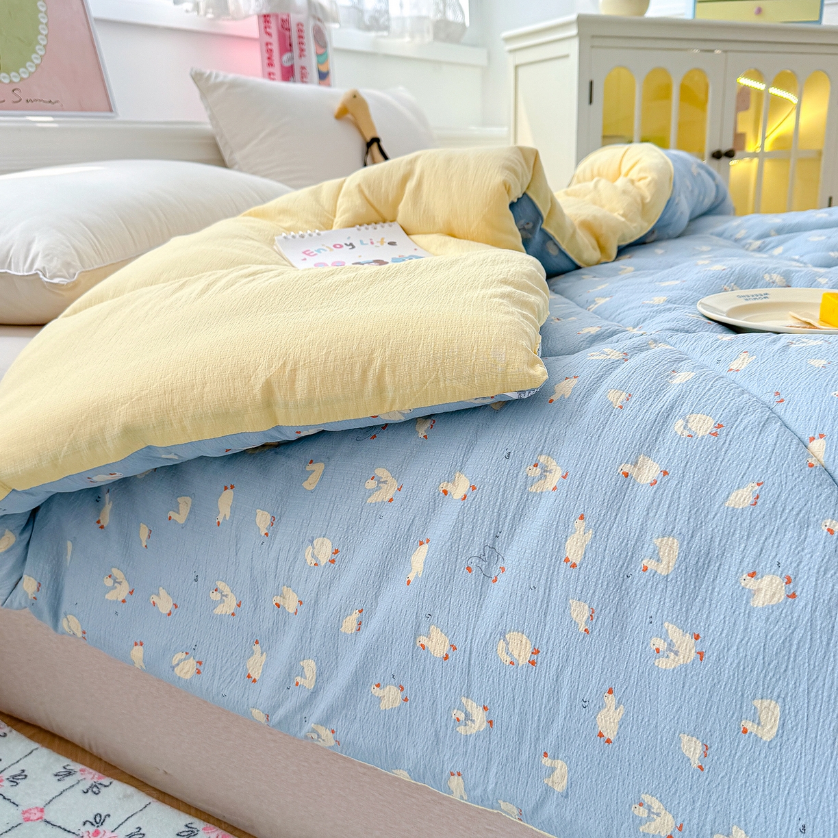 91家纺网 家纺一手货源 找家纺 桔禾家纺 2026新款云感有氧双层纱冬被抗菌被春秋被被子被芯 A类水洗双层皱皱纱冬被-鹅鹅鹅