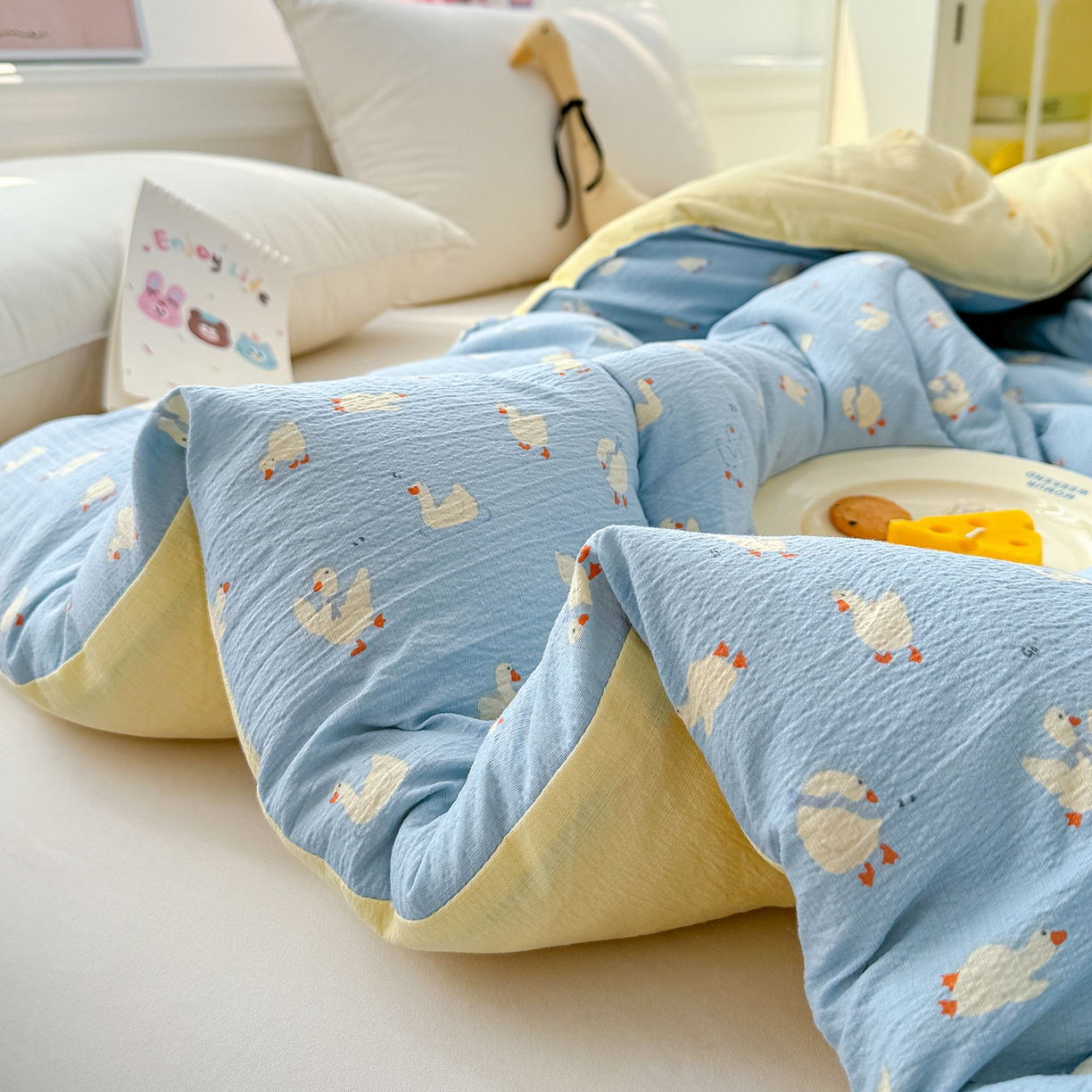 91家纺网 家纺一手货源 找家纺 桔禾家纺 2026新款云感有氧双层纱冬被抗菌被春秋被被子被芯 A类水洗双层皱皱纱冬被-鹅鹅鹅