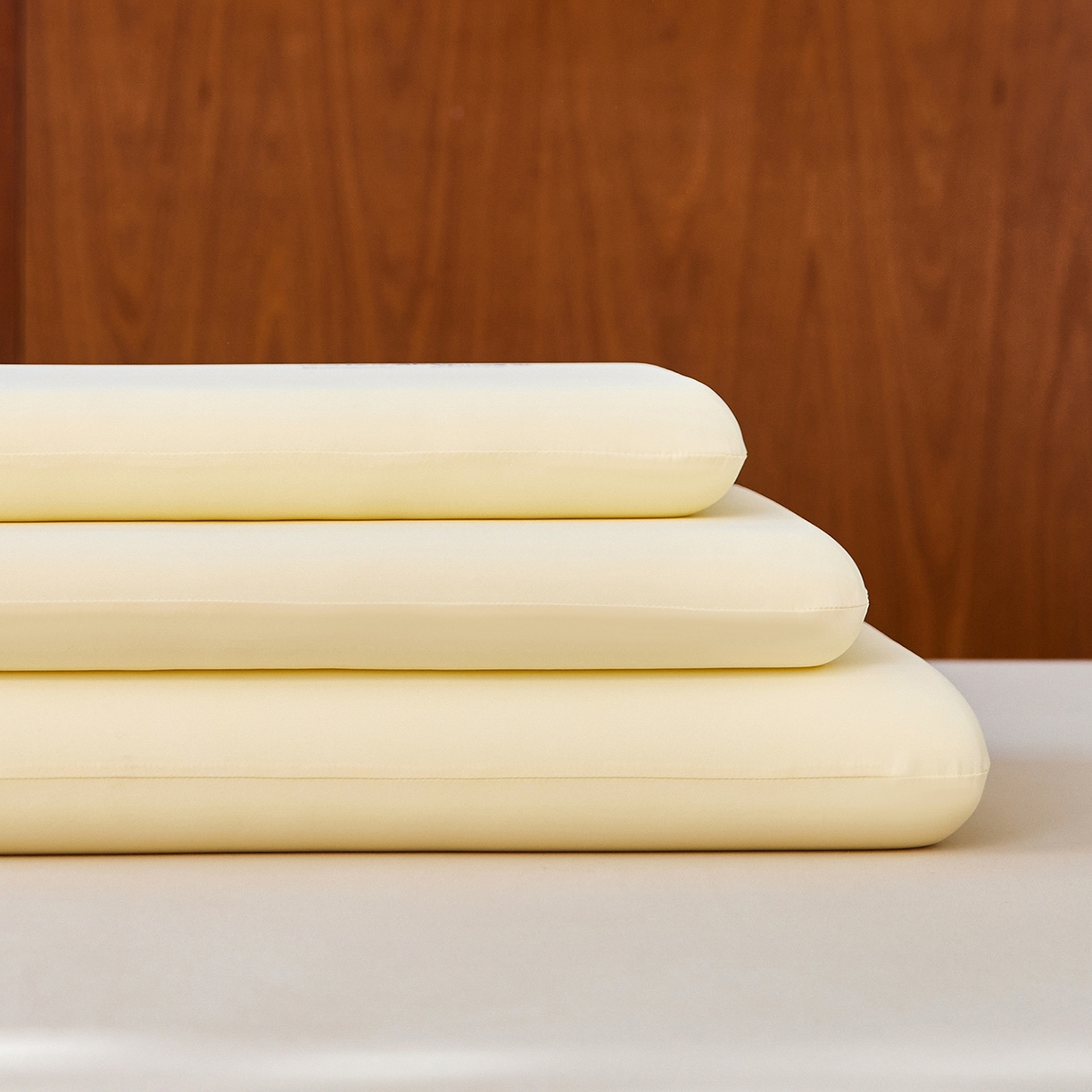 91家纺网 家纺一手货源 找家纺 晚悠家纺 2025新款安心睡觉记忆棉亲子枕枕头枕芯 奶昔米