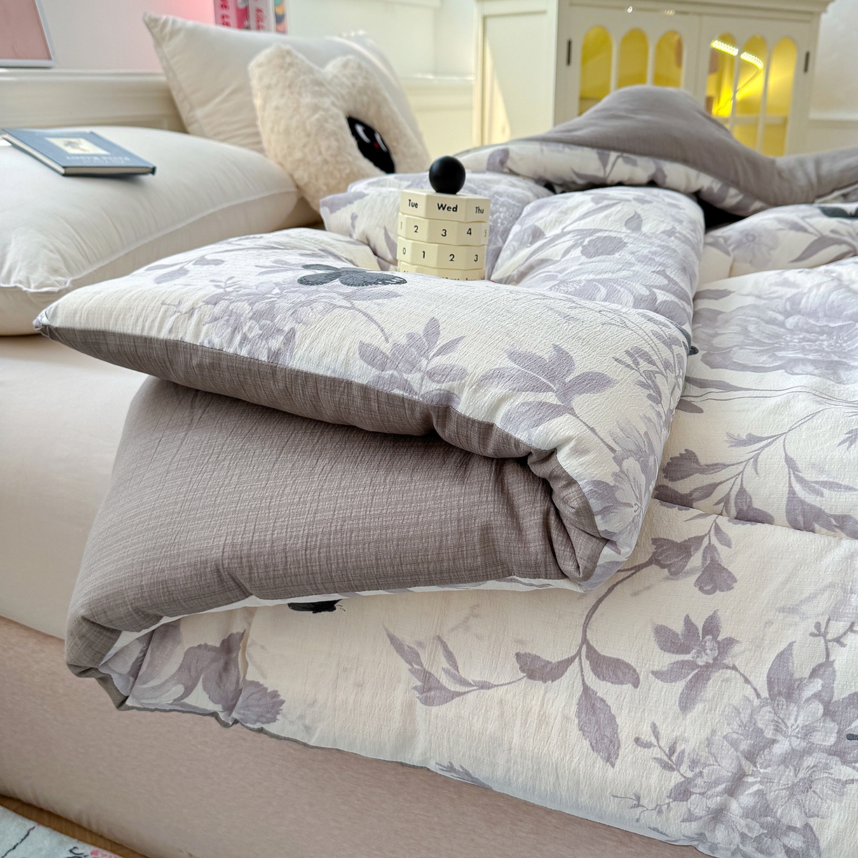 91家纺网 家纺一手货源 找家纺 桔禾家纺 2026新款云感有氧双层纱冬被抗菌被春秋被被子被芯 A类水洗双层皱皱纱冬被-回忆