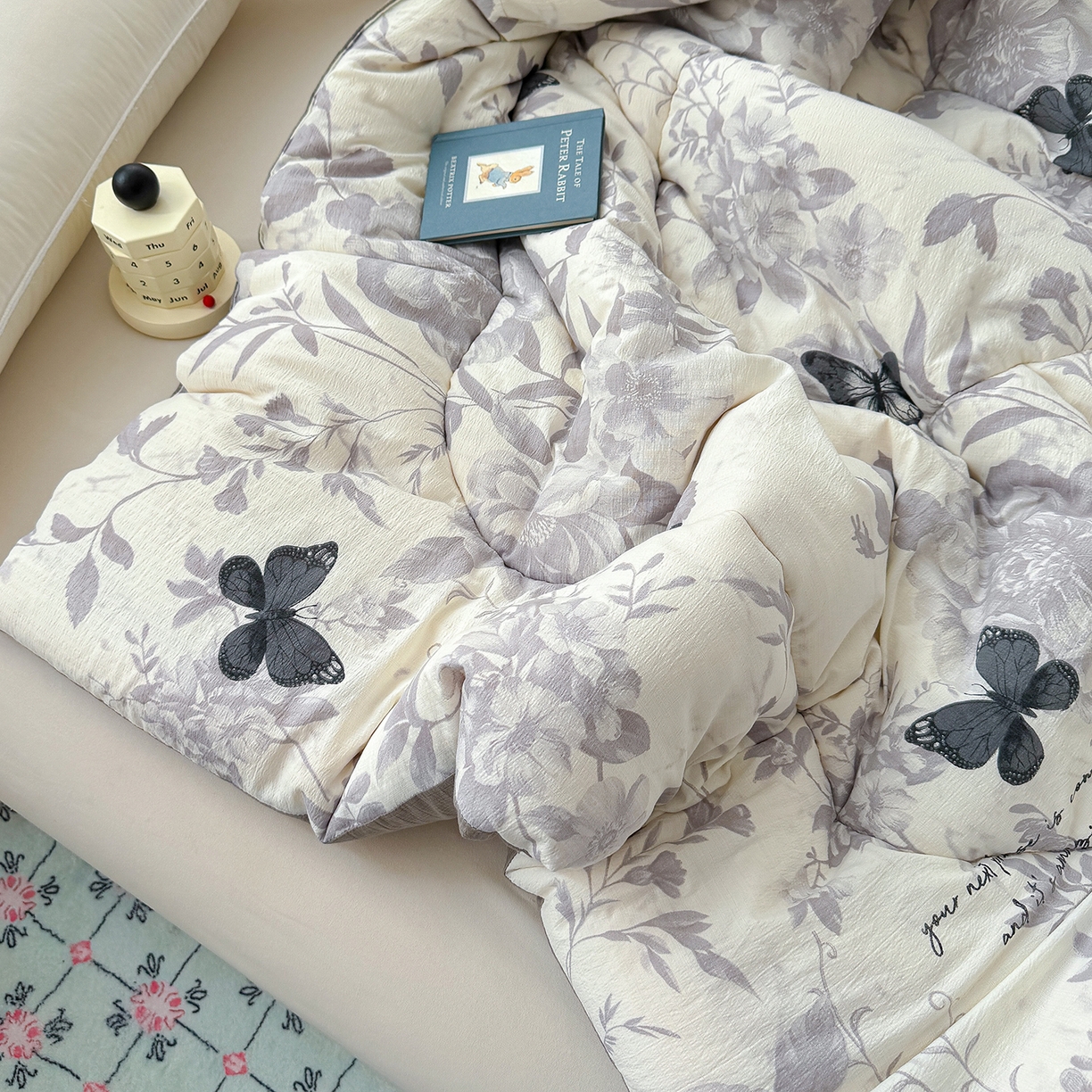 91家纺网 家纺一手货源 找家纺 桔禾家纺 2026新款云感有氧双层纱冬被抗菌被春秋被被子被芯 A类水洗双层皱皱纱冬被-回忆