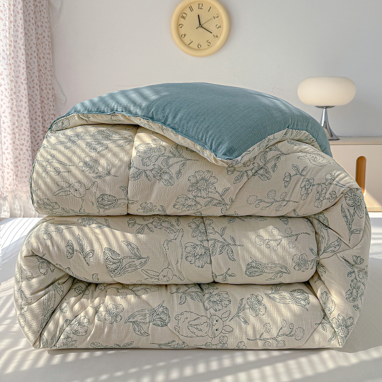 91家纺网 家纺一手货源 找家纺 桔禾家纺 2026新款云感有氧双层纱冬被抗菌被春秋被被子被芯 A类水洗双层皱皱纱冬被-兔羞日记