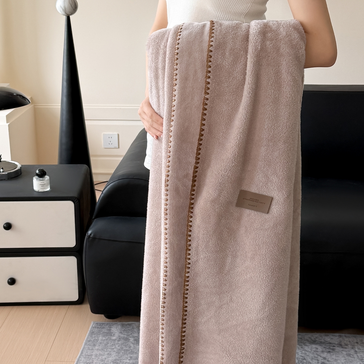 91家纺网 家纺一手货源 找家纺 （总）金喜 2025新款双面仿羊绒多功能毯毛毯盖毯