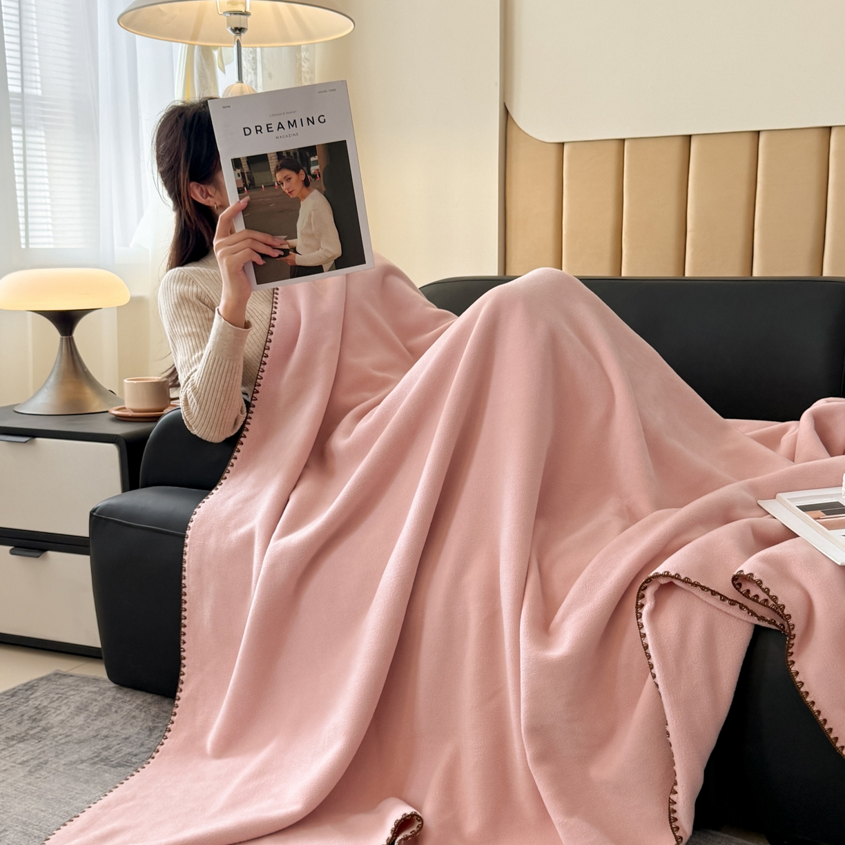 91家纺网 家纺一手货源 找家纺 金喜 2025新款双面仿羊绒多功能毯毛毯盖毯 浅粉