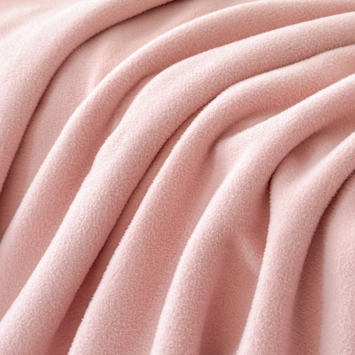 91家纺网 家纺一手货源 找家纺 金喜 2025新款双面仿羊绒多功能毯毛毯盖毯 浅粉