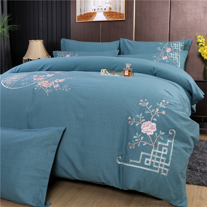 91家纺网 家纺一手货源 找家纺 浩情国际婚庆供货中心 2026新款秋冬60S高端全棉刺绣磨毛系列 花开满庭-蓝灰