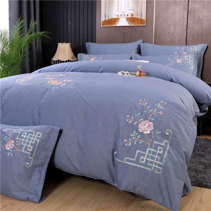 91家纺网 家纺一手货源 找家纺 浩情国际婚庆供货中心 2026新款秋冬60S高端全棉刺绣磨毛系列 花开满庭-银灰