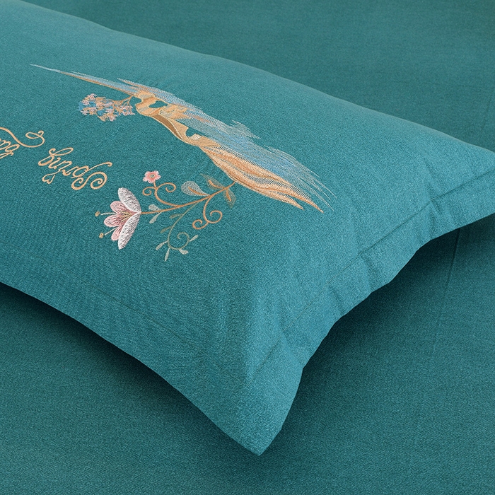 91家纺网 家纺一手货源 找家纺 浩情国际婚庆供货中心 2026新款秋冬60S高端全棉刺绣磨毛系列 翩翩蝶影-淡雅绿