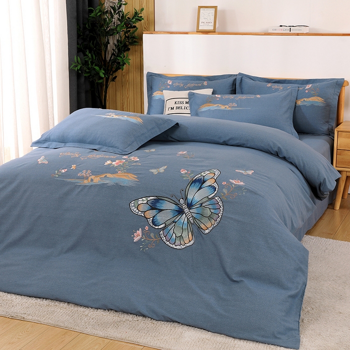 91家纺网 家纺一手货源 找家纺 浩情国际婚庆供货中心 2026新款秋冬60S高端全棉刺绣磨毛系列 翩翩蝶影-银灰