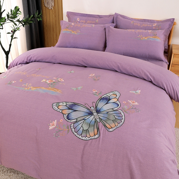 91家纺网 家纺一手货源 找家纺 浩情国际婚庆供货中心 2026新款秋冬60S高端全棉刺绣磨毛系列 翩翩蝶影-浪漫紫