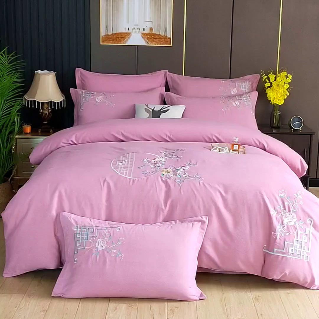 91家纺网 家纺一手货源 找家纺 浩情国际婚庆供货中心 2026新款秋冬60S高端全棉刺绣磨毛系列 花开满庭-粉豆沙