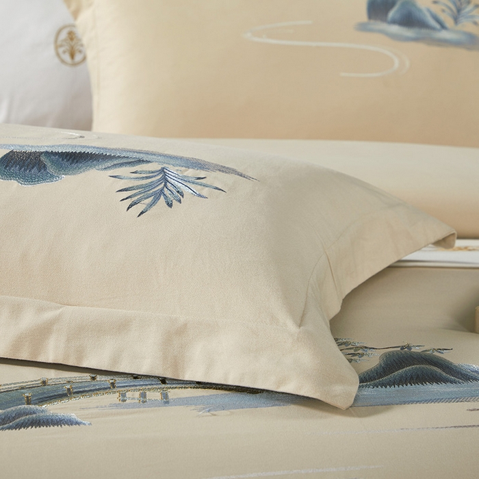 91家纺网 家纺一手货源 找家纺 浩情国际婚庆供货中心 2026新品- 秋冬高支密全棉长绒棉磨毛高端刺绣系列四件套 山水情-米驼