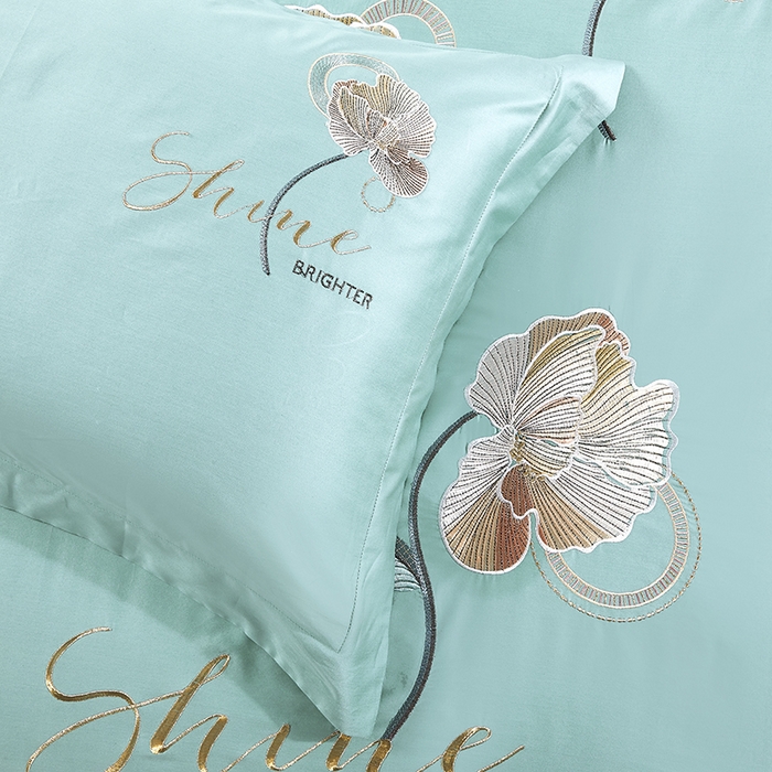 91家纺网 家纺一手货源 找家纺 浩情国际婚庆供货中心 2026新品- 秋冬高支密全棉长绒棉磨毛高端刺绣系列四件套 轻曼-浅绿