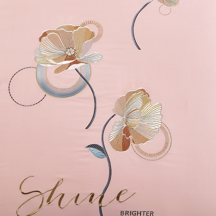 91家纺网 家纺一手货源 找家纺 浩情国际婚庆供货中心 2026新品- 秋冬高支密全棉长绒棉磨毛高端刺绣系列四件套 轻曼-浅玉