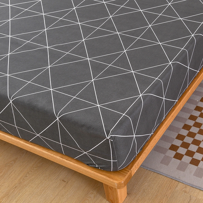 91家纺网 家纺一手货源 找家纺 茗婷家纺 2025新款供跨境外贸纯色印花防水床笠 几何三角