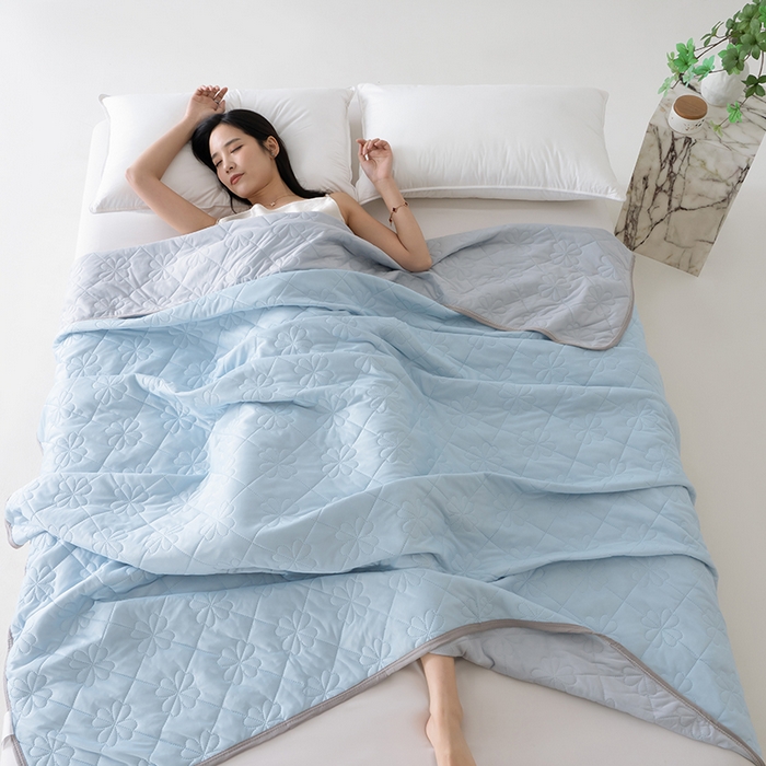 91家纺网 家纺一手货源 找家纺 （总）伊梵居 2026新款简约凉感丝夏被夏凉被空调被