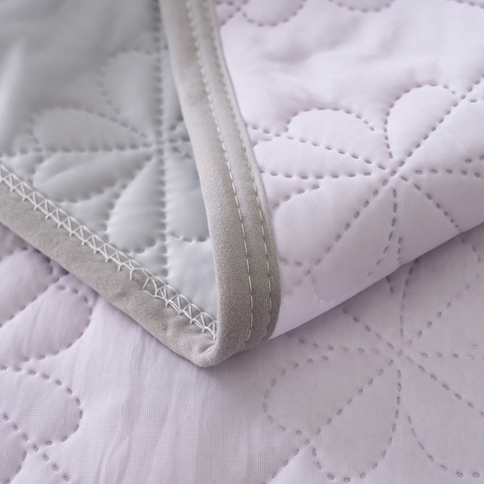 91家纺网 家纺一手货源 找家纺 伊梵居 2026新款简约凉感丝夏被夏凉被空调被 魅紫色