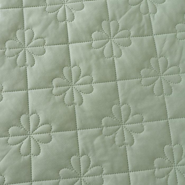 91家纺网 家纺一手货源 找家纺 伊梵居 2026新款简约凉感丝夏被夏凉被空调被 果绿色