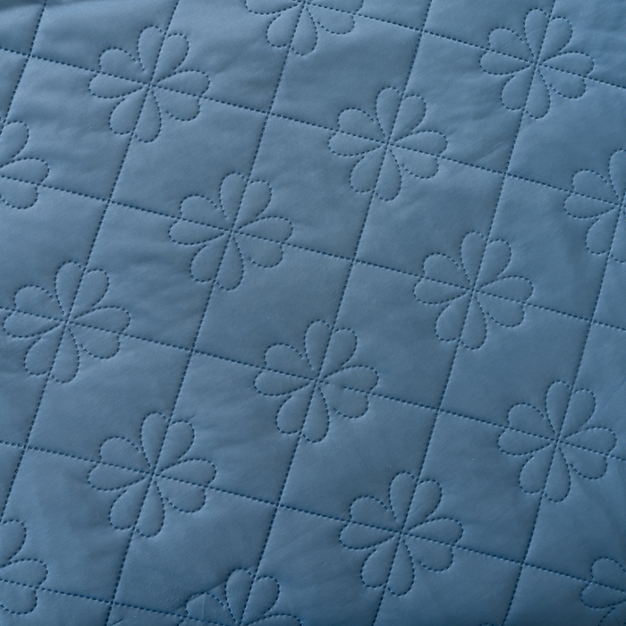 91家纺网 家纺一手货源 找家纺 伊梵居 2026新款简约凉感丝夏被夏凉被空调被 湖蓝色