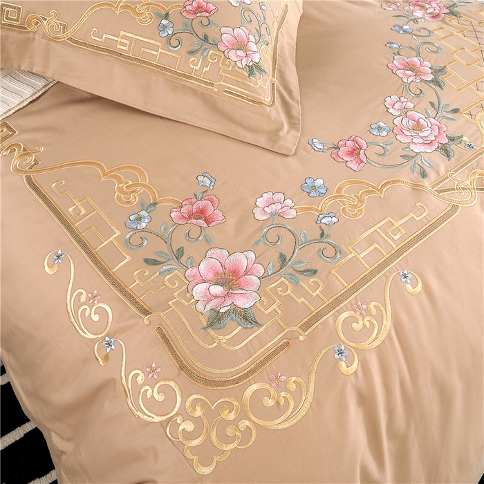 91家纺网 家纺一手货源 找家纺 浩情国际婚庆供货中心 2026新款新中式风100支全棉高端刺绣四件套 花间细雨-卡其杏
