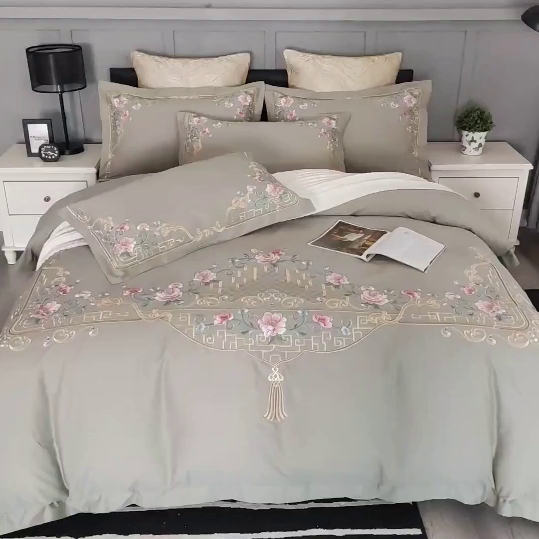 91家纺网 家纺一手货源 找家纺 浩情国际婚庆供货中心 2026新款新中式风100支全棉高端刺绣四件套 花间细雨-优雅灰