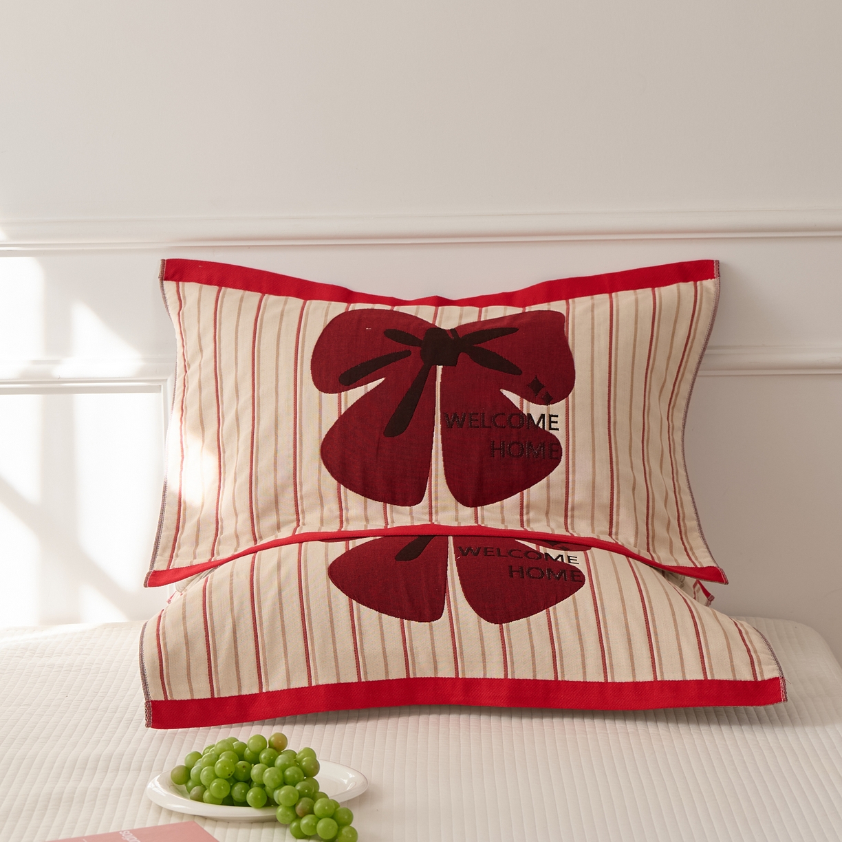 91家纺网 家纺一手货源 找家纺 沐瑟家纺 2026新款全棉纯棉八层枕巾-卡通格子 蝴蝶结 52x78cm枕巾一对