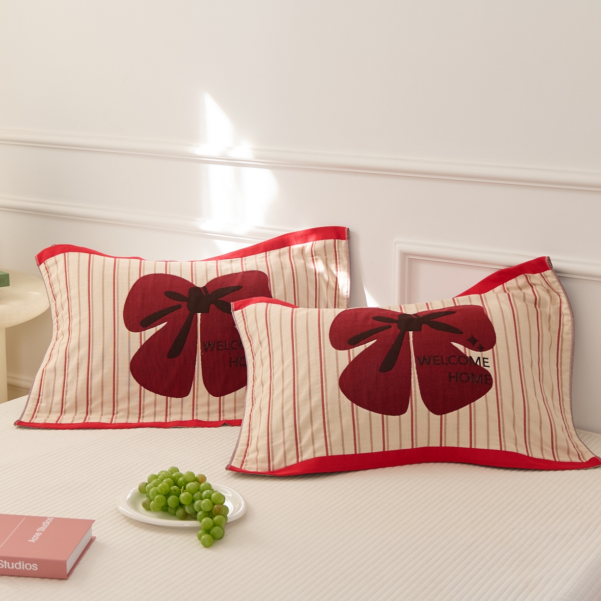 91家纺网 家纺一手货源 找家纺 沐瑟家纺 2026新款全棉纯棉八层枕巾-卡通格子 蝴蝶结 52x78cm枕巾一只