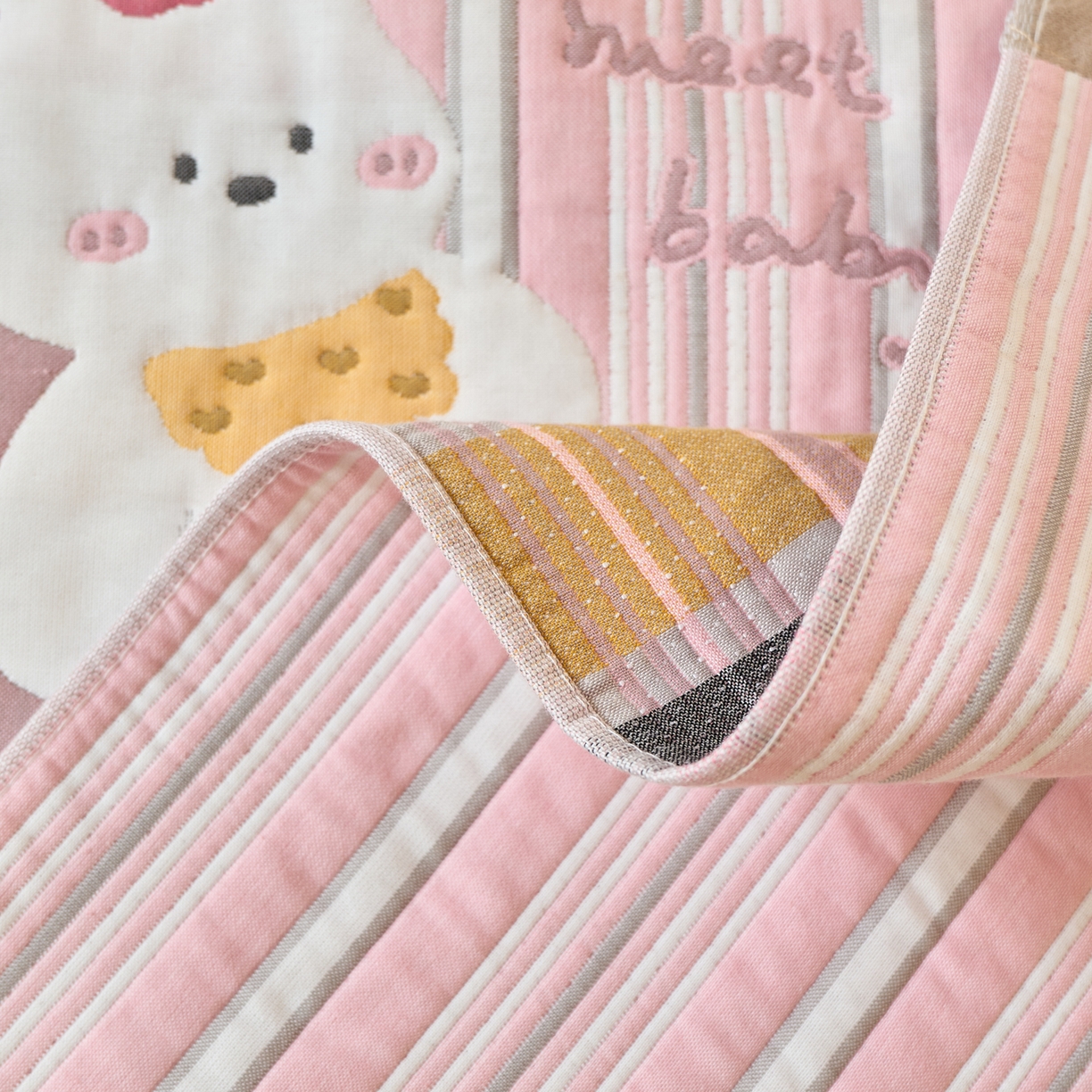 91家纺网 家纺一手货源 找家纺 沐瑟家纺 2026新款全棉纯棉八层枕巾-卡通格子 兔子鸭子 52x78cm枕巾一只