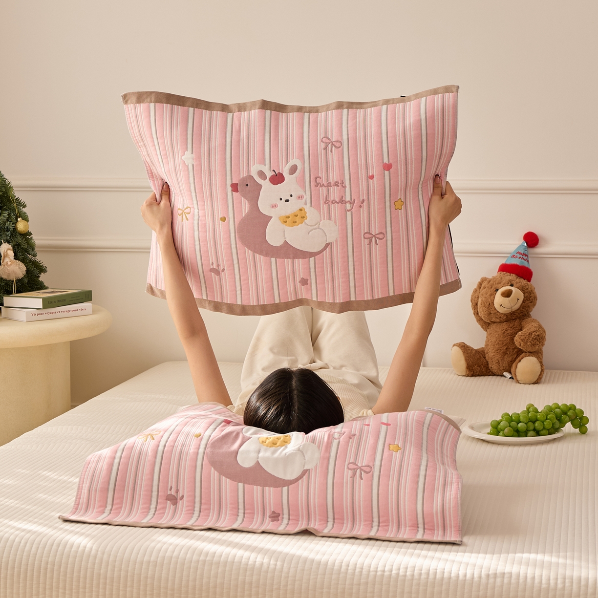 91家纺网 家纺一手货源 找家纺 沐瑟家纺 2026新款全棉纯棉八层枕巾-卡通格子 兔子鸭子 52x78cm枕巾一只